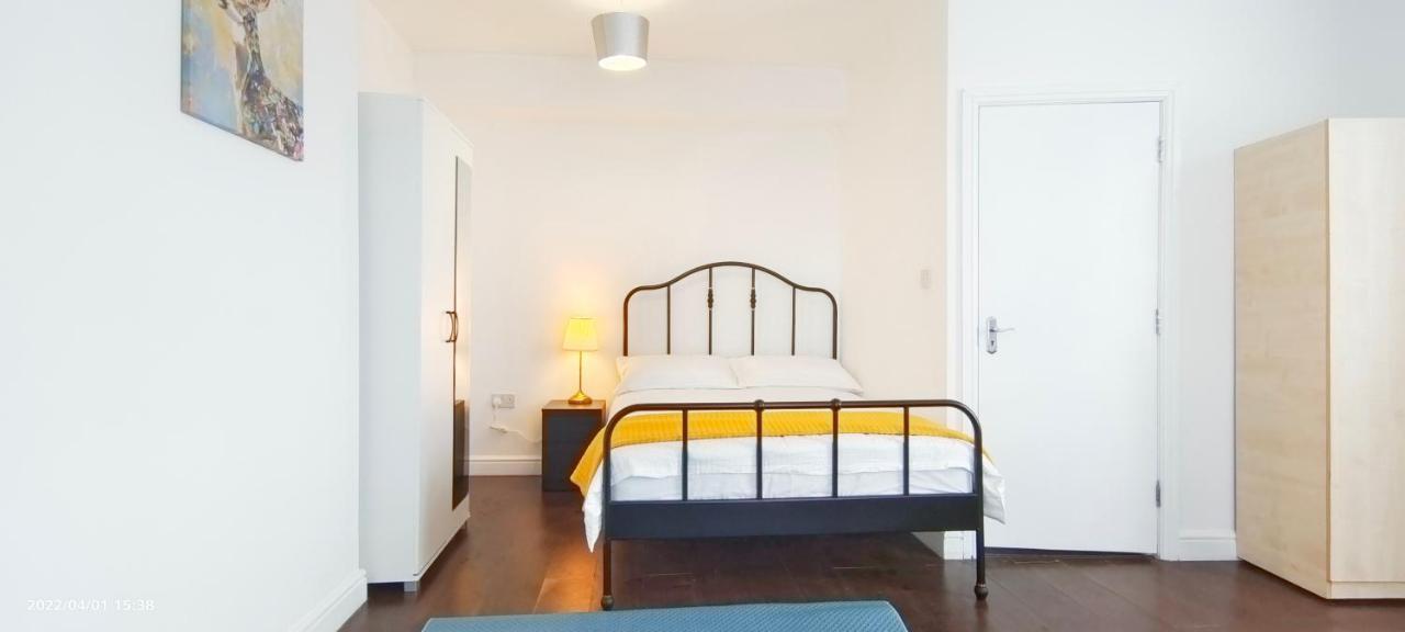 Apartmán Acacia Flat 189 In Wembley Londýn Exteriér fotografie