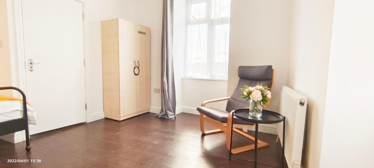 Apartmán Acacia Flat 189 In Wembley Londýn Exteriér fotografie