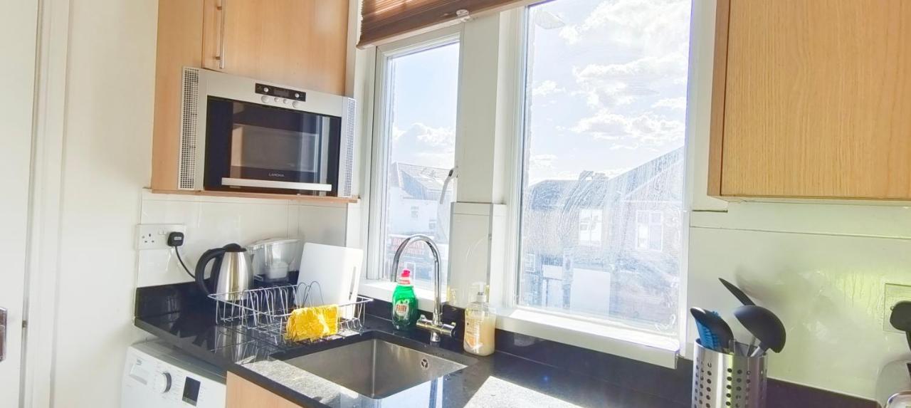 Apartmán Acacia Flat 189 In Wembley Londýn Exteriér fotografie
