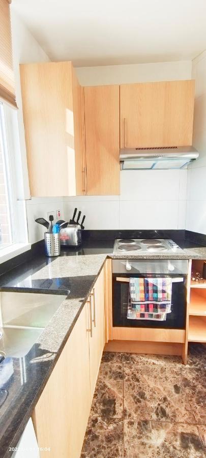 Apartmán Acacia Flat 189 In Wembley Londýn Exteriér fotografie