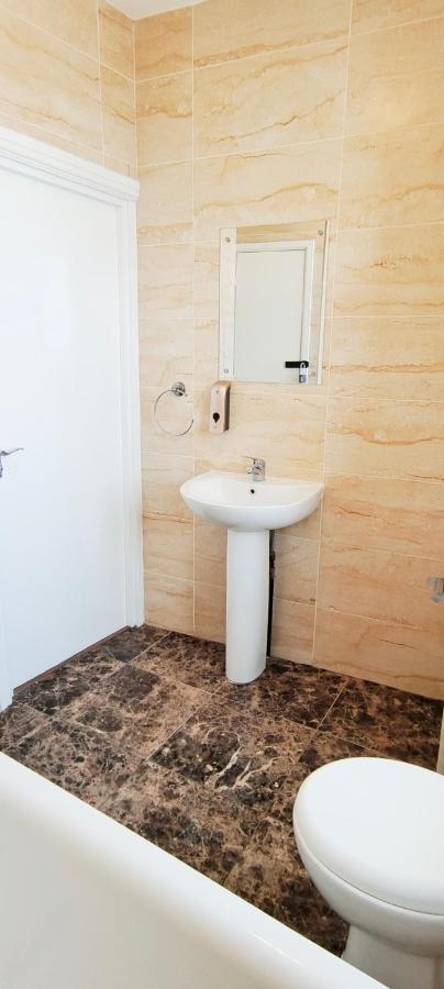 Apartmán Acacia Flat 189 In Wembley Londýn Exteriér fotografie